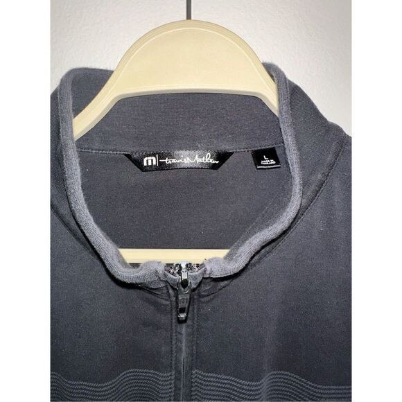 Travis Mathew Quater Zip Golf Sweater Size Large - Picture 3 of 5
